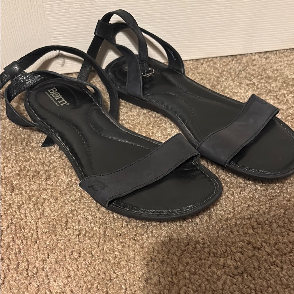 BORN Black Women's Ankle Strap Sandals